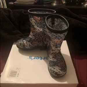 New In Box Carter’s Rain Boots Size 5T